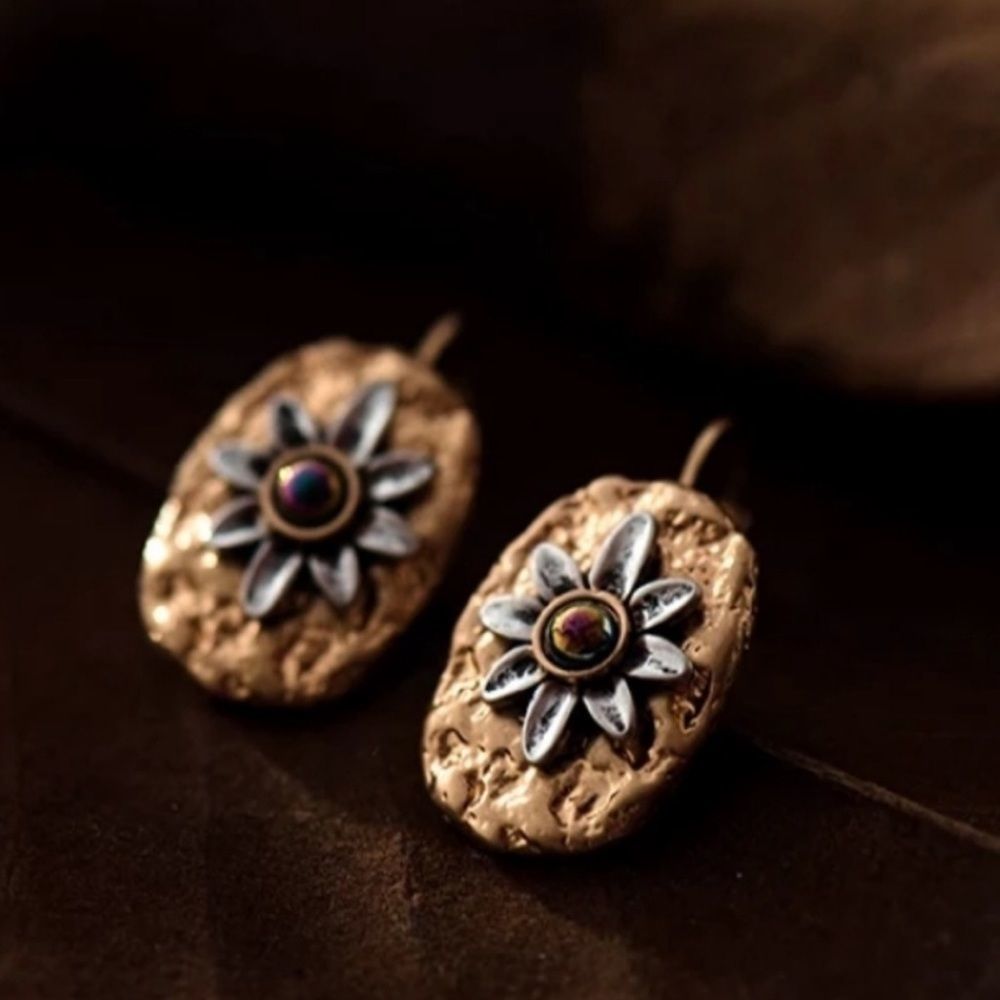 Gold Sunflower Earrings
